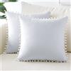 Sungeek Confezione da 2 Federe Cuscini Decorativi Copricuscini Divano in Morbido Velluto con Pon Pon Fodere per Cuscini per Divano Letto Soggiorno Camera da Letto (45x45cm, Bianco)
