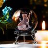 HDCRYSTALGIFTS Sfera di cristallo a forma di gatto con supporto, incisione laser 3D, sfera di cristallo decorativa (6,3 cm, trasparente)