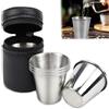 TYBYBB Set di 4 bicchierini in acciaio inox, 30 ml, piccoli, impilabili, con custodia in pelle, per escursioni, campeggio, vacanze all'aperto