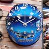 OOEREWGF Orologio da parete personalizzato a forma di casco, regalo per gli amanti delle moto, stampa piatta 2D con nome del motociclista personalizzato, orologio da parete a forma di casco da moto