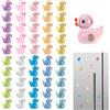 Sinbana 50pz Mini Anatra Resina Magneti Frigo, Luminosi Magnetica Piccola Anatra Carini Magneti Decorativi per Frigorifero Armadietto Lavagna Ufficio Cucina Decorazione (10 Colori)