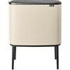 Brabantia Bo Touch Bin 3x11L - Pattumiera Grande per la Cucina - Apertura Soft-Touch - Cestino per Rifiuti con Secchio Interno Rimovibile - Sacchetti Inclusi - Soft Beige - 54 x 31 x 68 cm