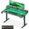 OffiGo Scrivania Gaming, 140cm Scrivania Regolabile con LED RGB e Prese, Elettrica Standing Desk con 3 Cassetti Aperti, Tavolo con Porta Bicchiere e Ganci per Cuffie, Fibra di Carbonio, Nero
