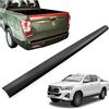 CHROMEMASTER Copertura per il Bordo del Cassone Pick-up Compatibile con Toyota Hilux PRE-FL 2016-2020 | Striscia Protettiva per il Bordo di Carico; Protezione Paraurti, Protezione Contro i Danni