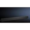 Rittal 8620.036, copertura per zoccolo VX, laterale, H: 100 mm, per P: 1200 mm Le coperture per zoccolo vengono utilizzate in profondità per chiudere il lato di un'unità a zoccolo