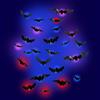 Suewidfay 24 pipistrelli di Halloween, decorazioni con illuminazione a LED, 3D, orribili adesivi da parete di Halloween, dimensioni diverse, in PVC, per finestre, porte, pareti (24, BAT1)