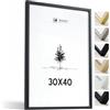 Heimlich® - Cornice per foto - 30x40 cm, Legno di ayous, Nero - Cornice per diploma di grandi dimensioni con copertura in foglio di plastica - Solo espositore da parete