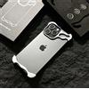 NONE Custodia Protettiva Irregolare in Metallo Antiurto per iPhone 13 14 15 16 17 Pro Max Plus con Protezione Lente in Alluminio Nudo