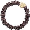 By Eloise London Gold Heart Skinny Silk Scrunchie colore Mocha