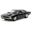 Jada Toys - Fast and Furious Auto Dom`s Dodge Charger Street (1:24, nero) - Modellino auto 1970 Dodge Charger R/T in Fast & Furious, auto giocattolo in metallo a partire da 8 anni con parti apribili,