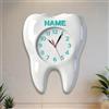 HCLRIU Orologio da Parete Personalizzato a Tema Denti, Decorazione da Parete in Acrilico 2D, Supporta Nomi Personalizzati, Regalo di Compleanno Unico per Dentisti
