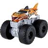 Hot Wheels - Monster Trucks Demolitore Ruggente - Da Collezione - Luci e Suoni - Motore Rombante - Scala 1:43 - Regalo per Bambini da 3+ Anni