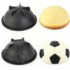 VINATO 2 Pezzi Stampi in Silicone per Dolci, Stampo Semisferico in Silicone Antiaderente con Base Stampi Silicone Dolci a Forma di Pallone da Calcio per una Festa di Compleanno a Tema Sportivo