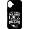 Funny Saying & Funny Designs Custodia per iPhone 16 Plus Va bene (Sono su 500mg di Fukitol & 300mg di Gosukadik) Divertente