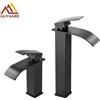quyanre Rubinetto a cascata nero opaco Quyanre, miscelatore monocomando per lavabo, acqua calda e fredda, per bagno.