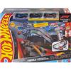 Mattel Hot Wheels Track Set & 1:64 Scale McLaren Formula 1 Team, Oracle Red Bull Racing