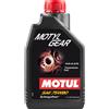 MOTUL 1 LT Olio per cambi e trasmissioni manuali 75W80 con tecnologia Technosynthese. Garantisce protezione, fluidità e prestazioni ottimali anche a basse temperature.