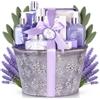 BRUBAKER Set beauty da bagno e doccia con fragranza floreale di lavanda - Set regalo in 9 pezzi in una tinozza decorativa Vintage
