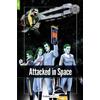 Foxton Books Attacked in Space - Foxton Readers Level 1 (400 Headwor (Tascabile)