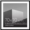 Americanflat Cornice 70x70 cm Nera - Cornice 60x60 cm con Passepartout o 70x70 cm Senza Passepartout - Portafoto con Bordo Sottile in PVC e Pannello Protettivo in Plastica