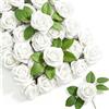 Fairblo 30 Pezzi Rose Finte Bianche Fiori Finti per Decorazioni 7.5 cm Teste di Fiori Artificiali Rose Schiuma con Stelo e Foglie Roses Finta per Deco Floreali Matrimoni Torte Feste Centrotavola