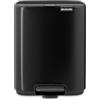 Brabantia Pattumiera a pedale Bo 7L (Matt Black), Pattumiera con pedale e coperchio a chiusura soft, Secchio spazzatura facile da pulire con secchio interno rimovibile e sacchetti PerfectFit inclusi
