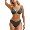 CUPSHE Bikini da donna con scollo a V smerlato vita media incrociato posteriore auto-cravatta spalline sottili costume da bagno a due pezzi, Verde muschio, L