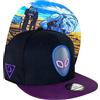 Capiche [99+ Varianti] Cappellino Snapback UFO Crash - Cappello Nero con Visiera Viola, Logo Alieno Che Si Illumina al Buio, Grafica sotto la della Scena dell'incidente di Roswell,