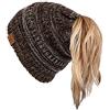 soul young sy soul young Coda di cavallo Messy Bun Beanie Tail Knit Hole Berretto lavorato a maglia, morbido panino invernale con foro a zapper, da donna, Caffè a 3 tonalità, Taglia unica
