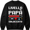 Colorfamily Felpa Girocollo Uomo Personalizzata con Nome Livello papà Sbloccato - Idea Regalo Festa del papà, Compleanno, 100% Cotone, Nera