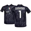 L.C. SPORT Maglia Inter Yann Sommer 1 Replica Ufficiale Autorizzata Bambino (Taglie-Anni 4 6 8 10 12) Adulto (S M L XL XXL) - 2 Anni