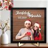 NOONATIVE Ritratto di cartone animato 3d personalizzato con Foto Cornice Portafoto in Legno,Cornici per Foto per Soggiorno, Foto Personalizzata Idea Regali Compleanno Natale per Lei Lui Uomo Donna