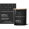 Skandinavisk KOTO 'Maison ' Mini Candela Profumata. Note profumate: Vaniglia e bucce d'arancia secche, ambra baltica e pelle pattinata. 65 g.