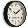 Jones Clocks® Shanghai Time Zone Orologio a parete | Piccolo orologio moderno a tondo | 20cm | Nero | Numeri facili da leggere | Ideale per cucine, uffici domestici e spazi di lavoro condivisi