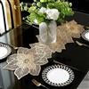 FAVE Runner da tavola color oro, 91 cm, resistente al calore, a forma di fiore, in vinile, impermeabile, lavabile, runner estivo per feste, matrimoni (runner da tavola, a forma di fiore dorato)