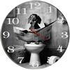 Horienteeon Orologio da parete con cane in bagno seduto sul water e lettura giornale orologio da parete decorativo in legno a batteria al quarzo silenzioso orologio da appendere per camera da letto