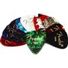 Fender 351 Plettri Chitarra Celluloid Thin Assortiti, 12 Pz | Plettri sottili in celluloide, forma classica 351, confezione assortita, adatti ai principianti, Made in USA