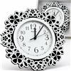 Regalami Orologio da Parete 32,5 cm in Legno Laccato Bianco su Fondo Nero, prodotto in Italia - Design Floreale Elegante - Silenzioso - contenuto in una elegantissima scatola da regalo