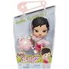 Bratz Babyz Runwayz Doll - Jade - 1 Bambola da Collezione con Abbigliamento Alla Moda, Bambola Carina con Una Collana Che Funge da Portachiavi - Giocattolo per Bambini - Età 6+