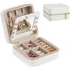 SONGMICS GISELLA Collezione - Scatola Portagioie da Viaggio con Specchio, 11,4 x 11,4 x 5,5 cm, Piccolo Porta Gioielli, PU, Portagioielli Portatile, Idea Regalo, Bianco Nuvola JBC146BEV2