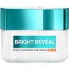 L'Oreal Paris L'Oréal Paris Crema Idratante AntiMacchie - SPF50 - Arricchita con Niacinamide - Liscia e riduce le Macchie - Per tutti i tipi di pelle - Brillante Reveal - 50 ml
