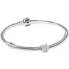 PANDORA Bracciale da donna con mini ciondolo quadrifoglio, finitura opaca, argento 925, set di gioielli, portafortuna, confezione multiprodotto 21508