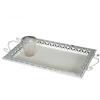 MONTEMAGGI Vassoio rettangolare in ferro bianco con manici decorato con trine in stile country shabby chic. Dimensioni: 48x26x4 cm.