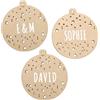 nagu® Set 3 Palline di Natale Personalizzate in Legno - Decorazioni Albero Natale 2025 - Pallina con Nome e Data - Addobbo Natalizio Personalizzato come Regalo o Segnaposto