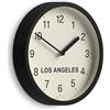 Jones Clocks® Los Angeles Time Zone Orologio a parete | Piccolo orologio moderno a tondo | 20cm | Nero | Numeri facili da leggere | Ideale per cucine, uffici domestici e spazi di lavoro condivisi