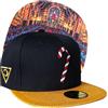 Capiche [99+ Varianti] Cappellino Snapback Holiday Feast - Cappello Nero con Visiera Glitterata Dorata, Ricamo Bastoncino di Zucchero, Decorazione sottovisiera per Sala da Pranzo Festiva