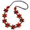 Avalaya Collana in corda di cotone nero con fiore in legno arancione/marrone, lunghezza 68 cm