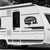 Pimastickerslab Kit 1 Adesivo Stickers Happy Campers Felice sotto Le Stelle Campeggio -Caravan roulotte- Accessori Decal Scegli Colore cod.1837 (070 Nero, cm 55 x 36)