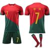 Generisch Set di maglia da calcio del Portogallo n. 7, con pantaloncini e calzini, colore: rosso/verde, Rosso/Verde, 32
