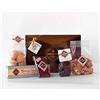 Dolci Aveja Pacco Delizioso Torrone Classico Aquilano 200g, Tavoletta di Cioccolato Fondente con Mandorle 90g, Ferratelline di Cioccolato Fondente 100g, Tozzetti Cantucci al Cioccolato 200g, Amaretti